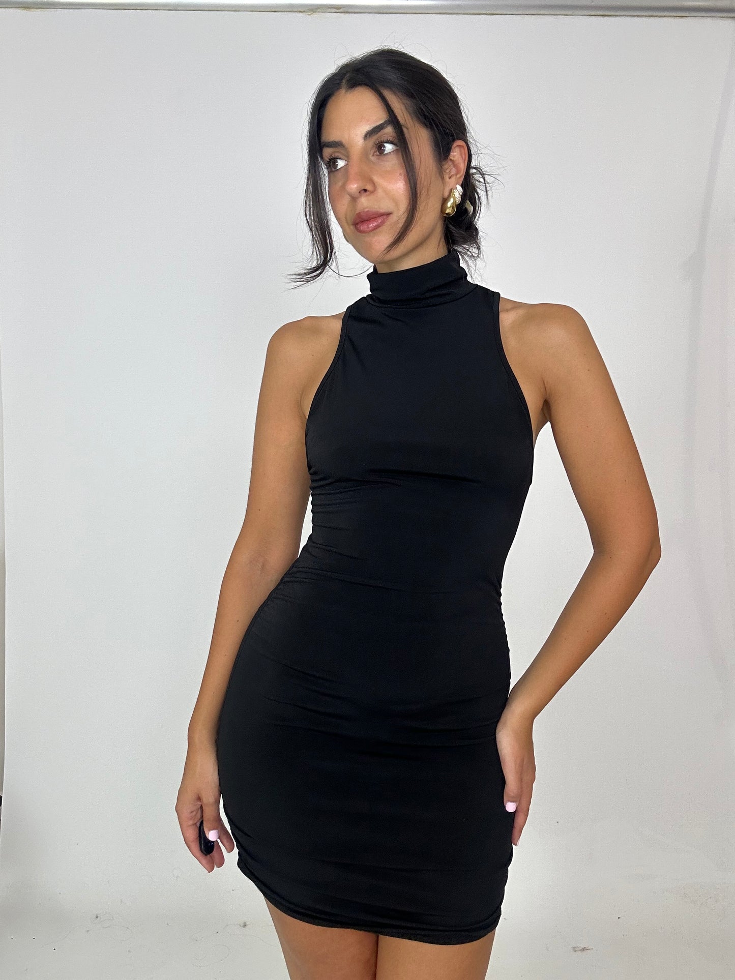 Abito aderente nero