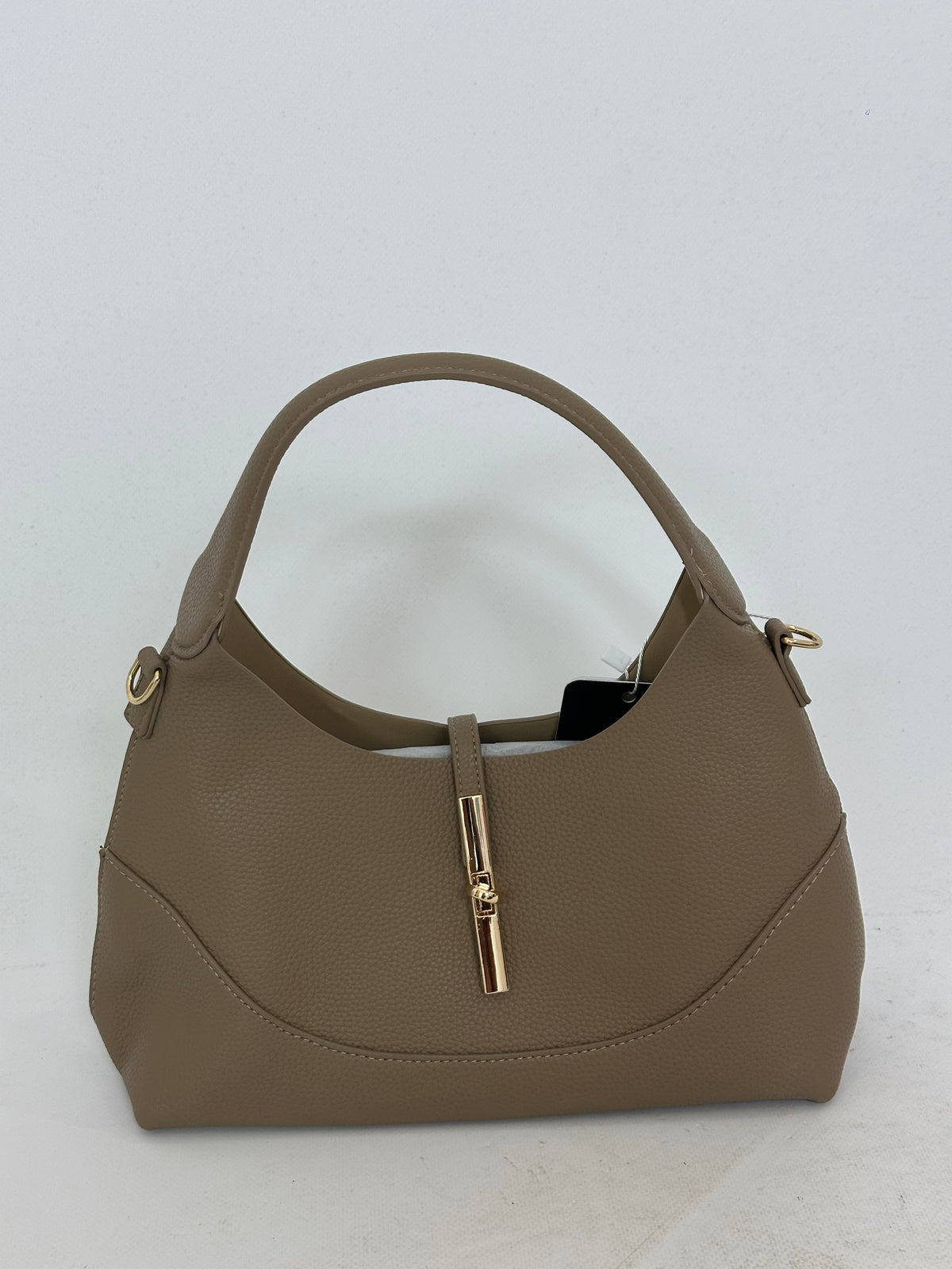 Borsa beige a mano o a spalla con tracolla