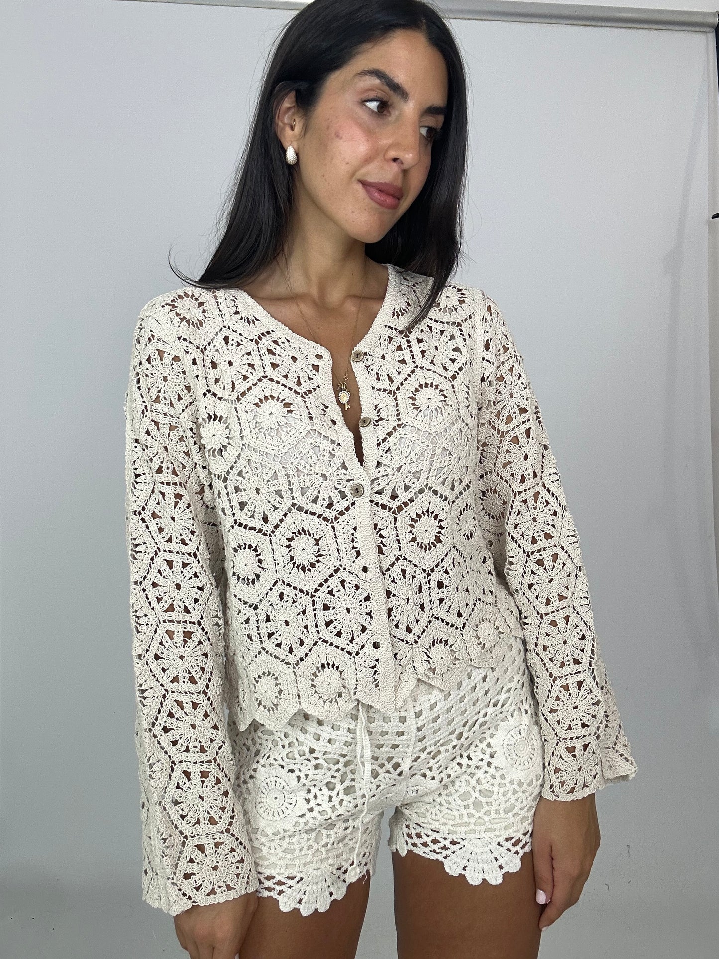Cardigan macrame’ beige
