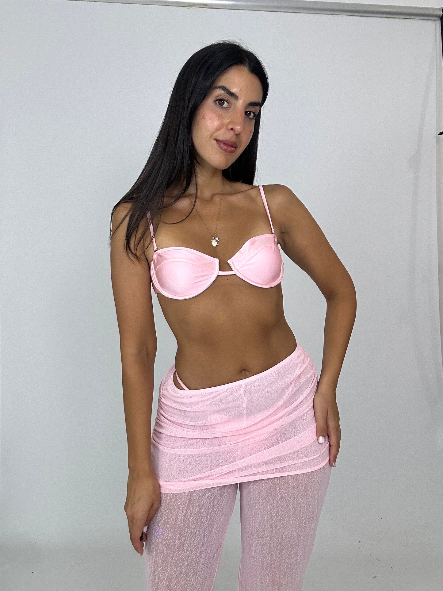 Costume più pantalone velato abbinato