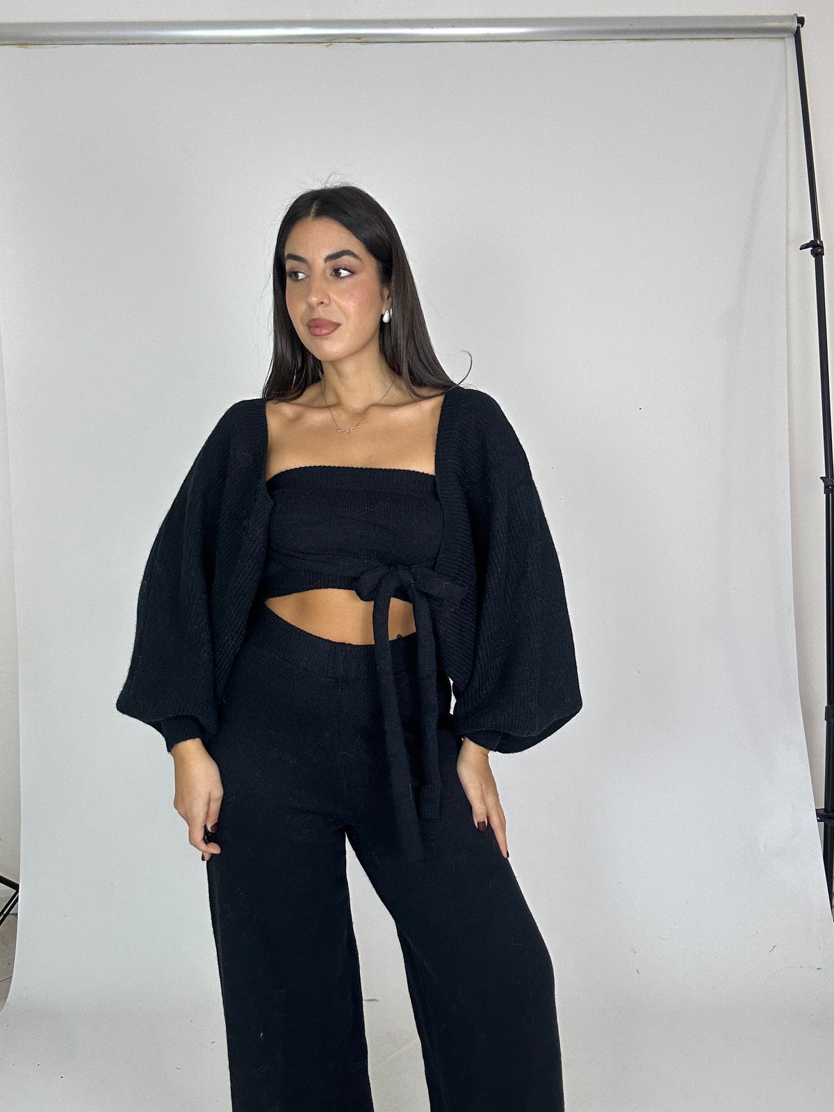 Coordinato tre pezzi in lana nero