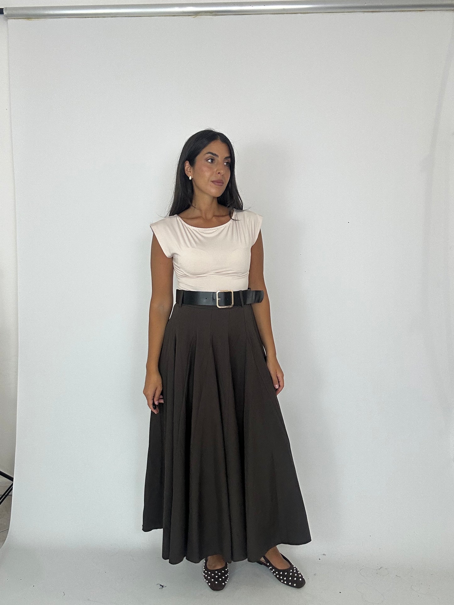 Gonnellone marrone con cintura