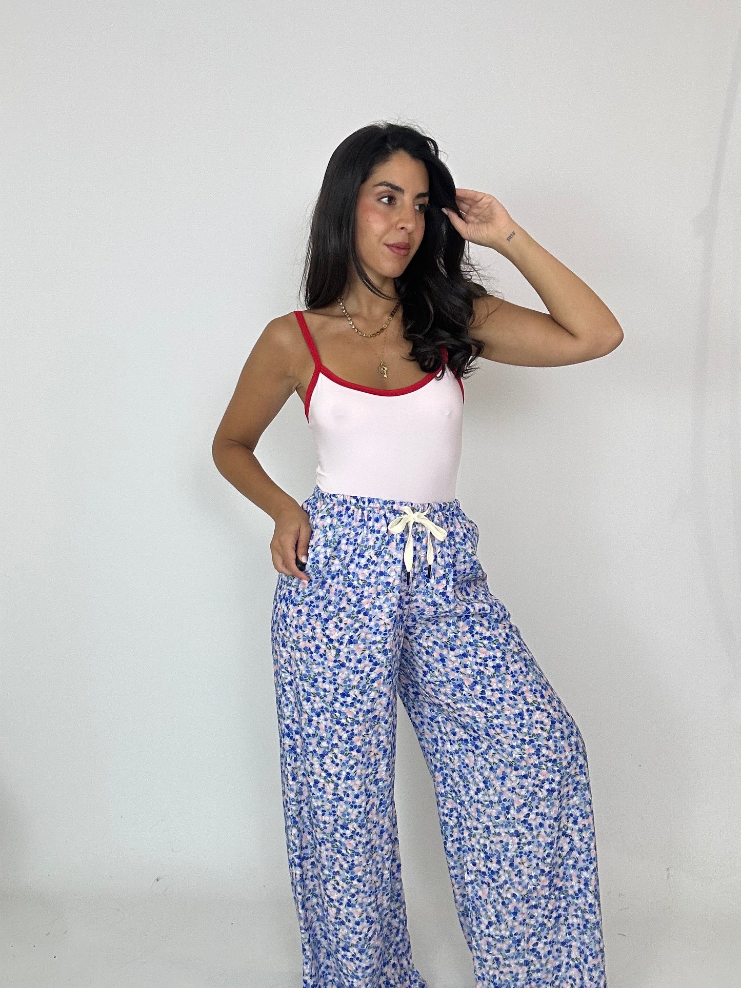 Pantalone fiori azzurro