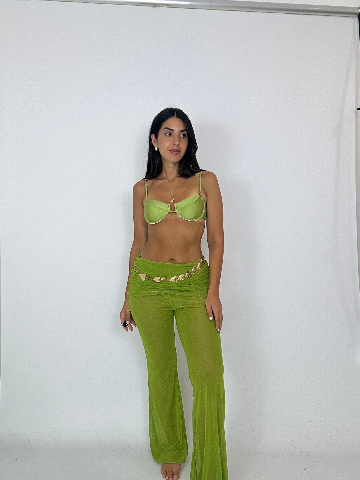 Costume più pantalone velato verde