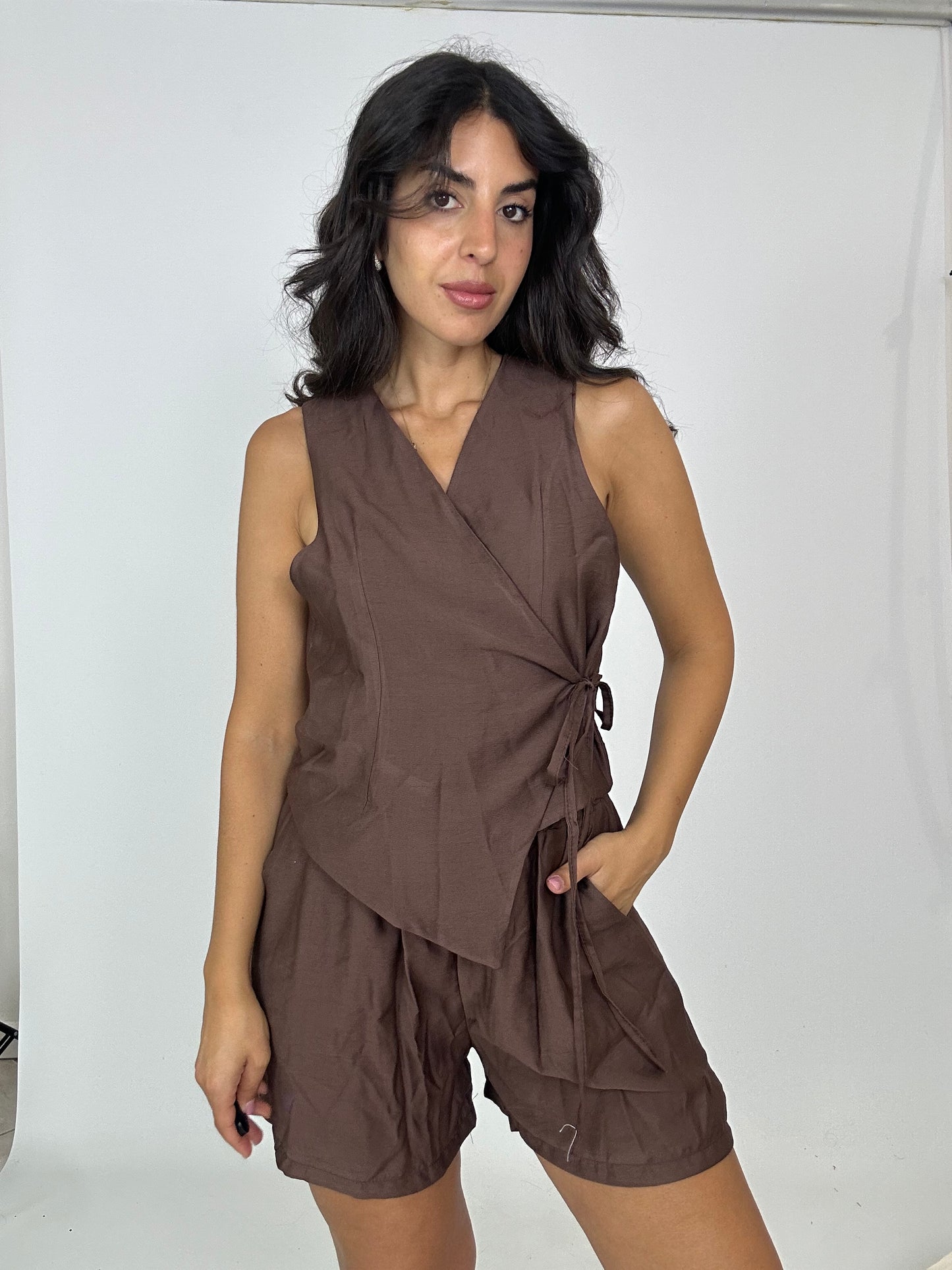 Coordinato marrone gilet pantaloncino