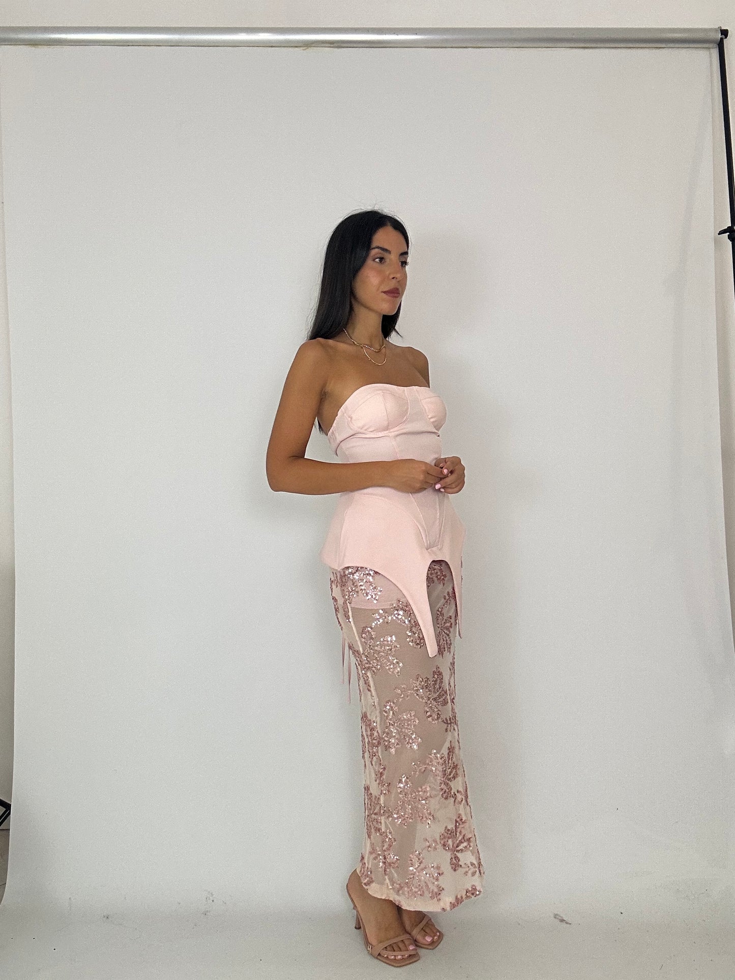 Gonna velata rosa con culotte