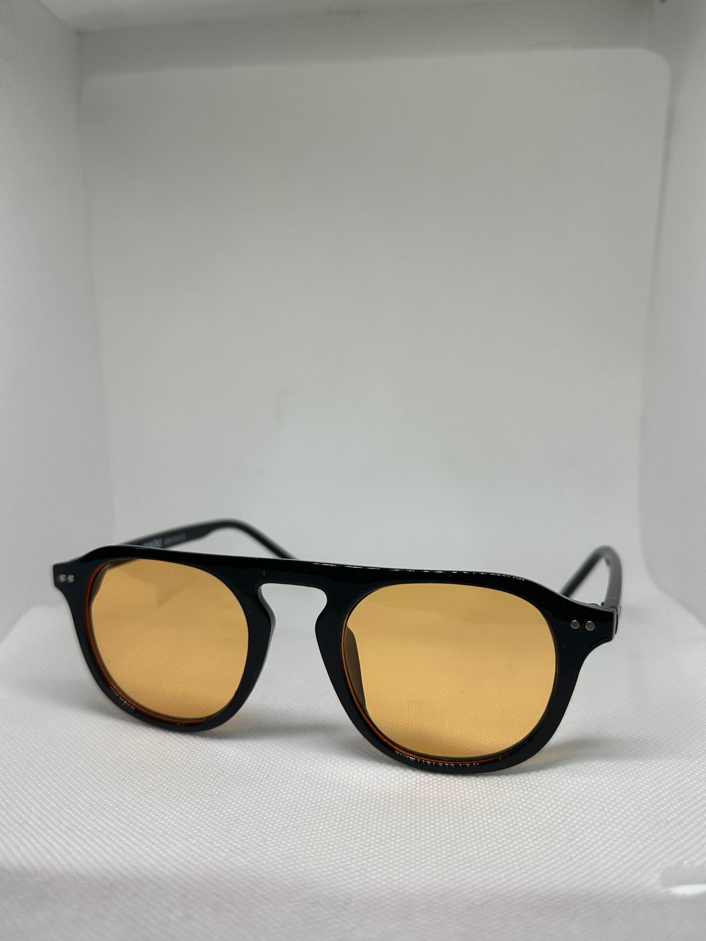 Occhiali lente arancione