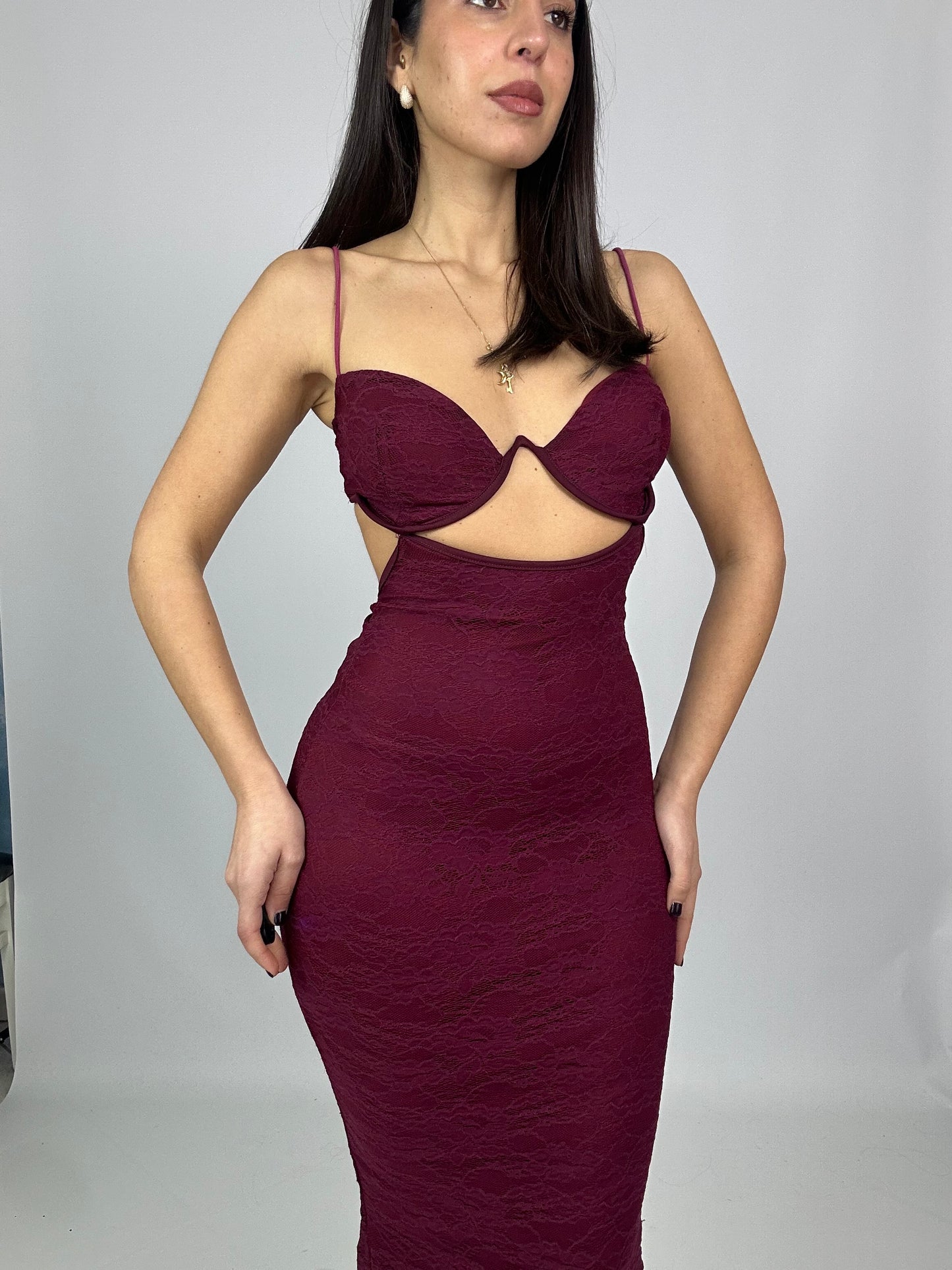 Abito midi in pizzo