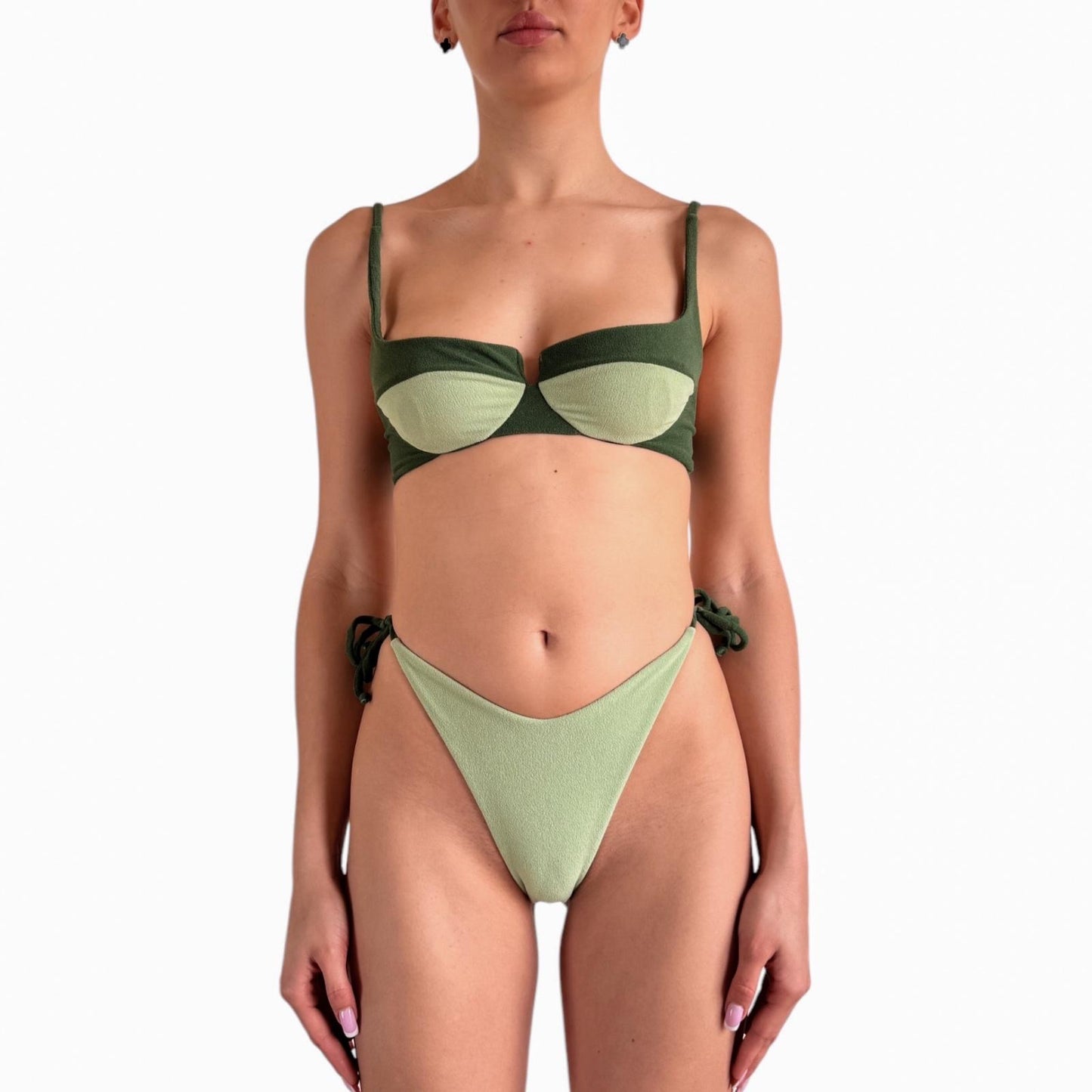 Bikini spugna con ferretto verde