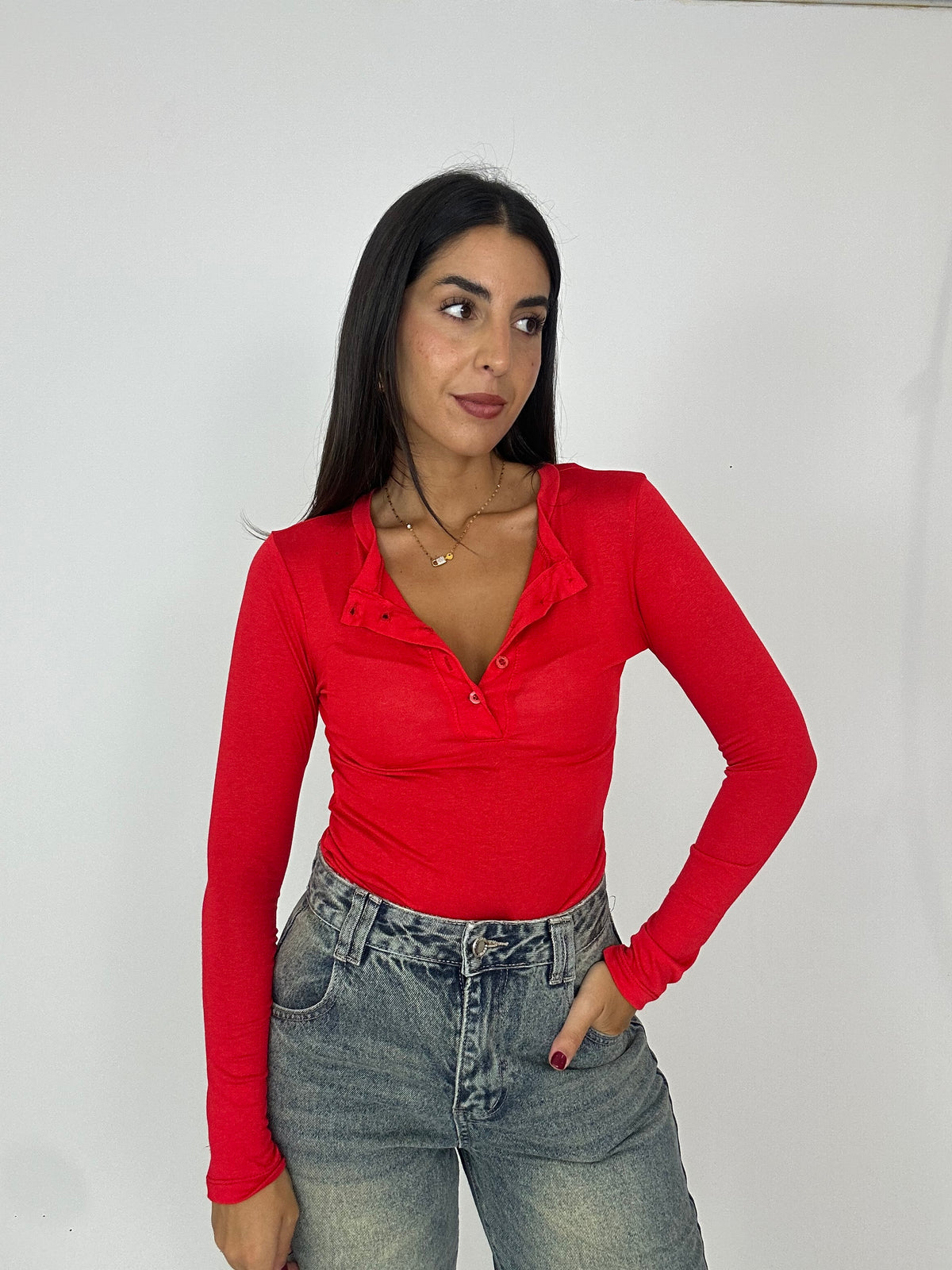 Maglia sottile con bottoncini