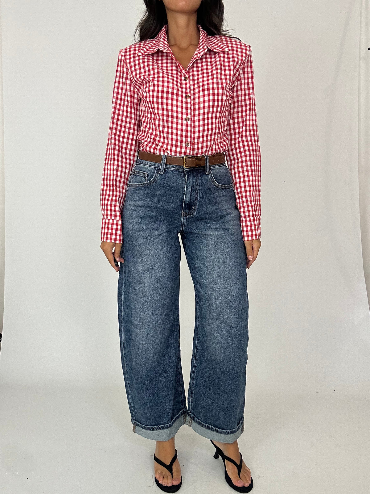 Denim con cinturino marrone