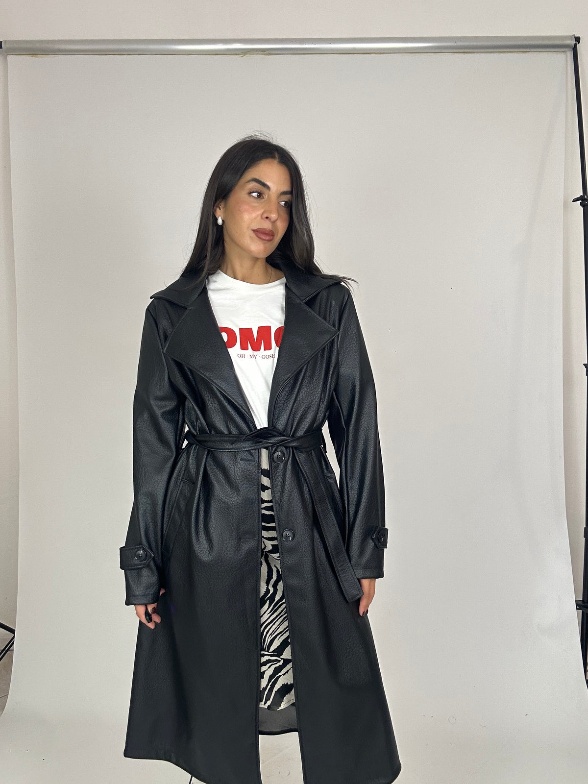 Trench eco pelle nero effetto martellato