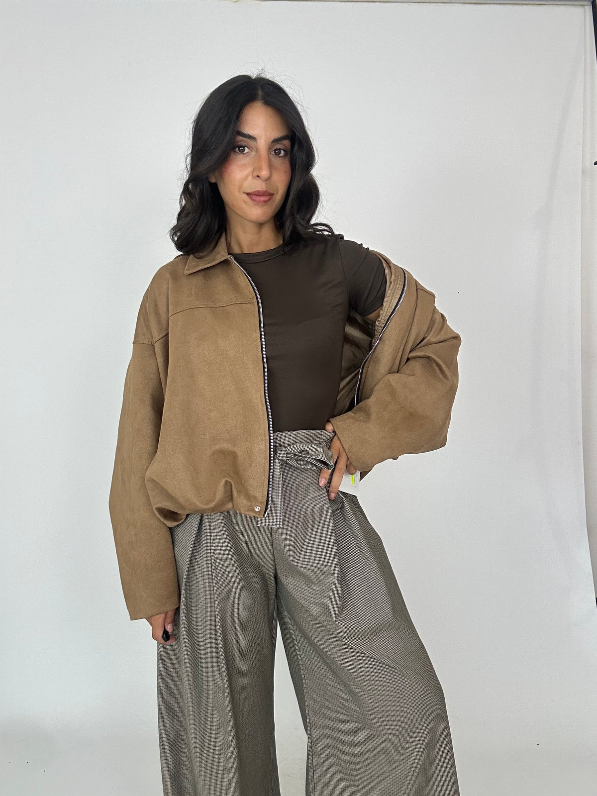 Bomber in suede cammello