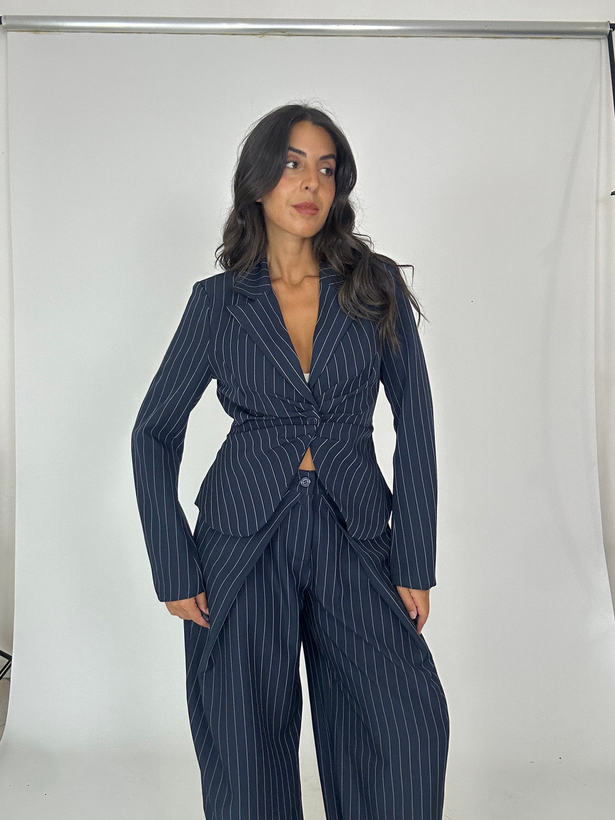 Tailleur gessato giacca avvitata