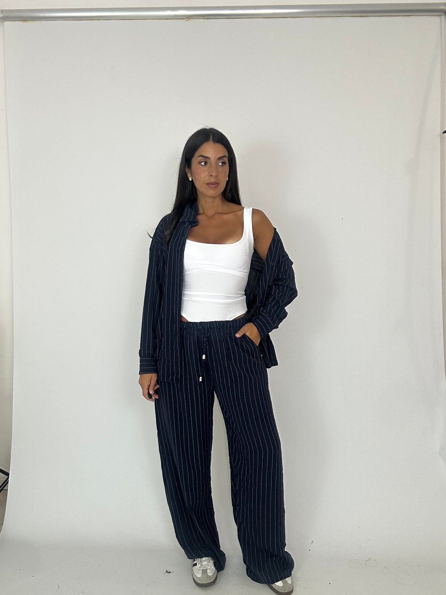 Completo leggero gessato blu camicia/pantalone