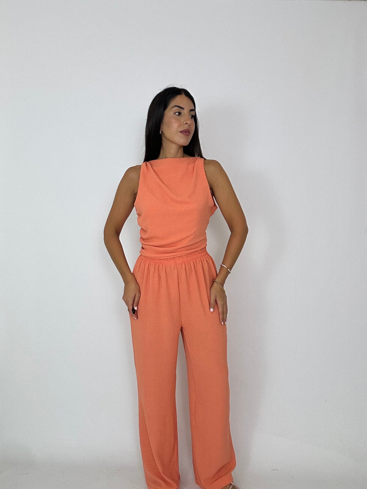 Coordinato scollato dietro pesca