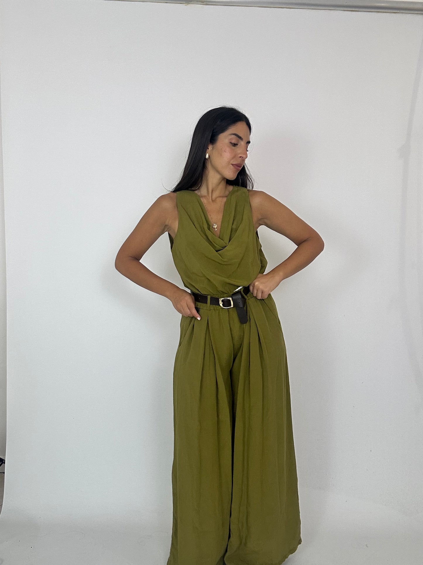 Completo leggero verde oliva