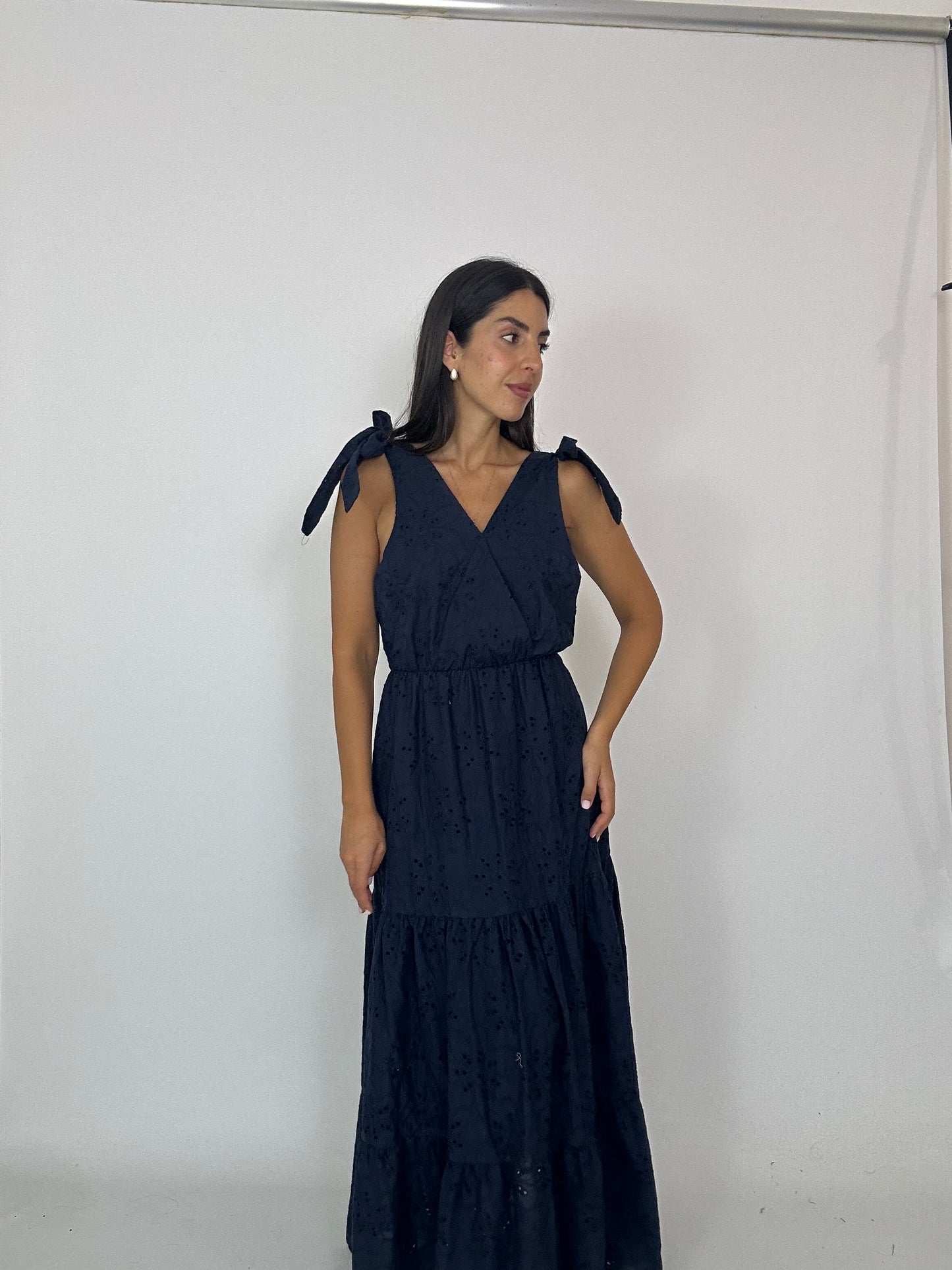 Abito blu in pizzo San gallo