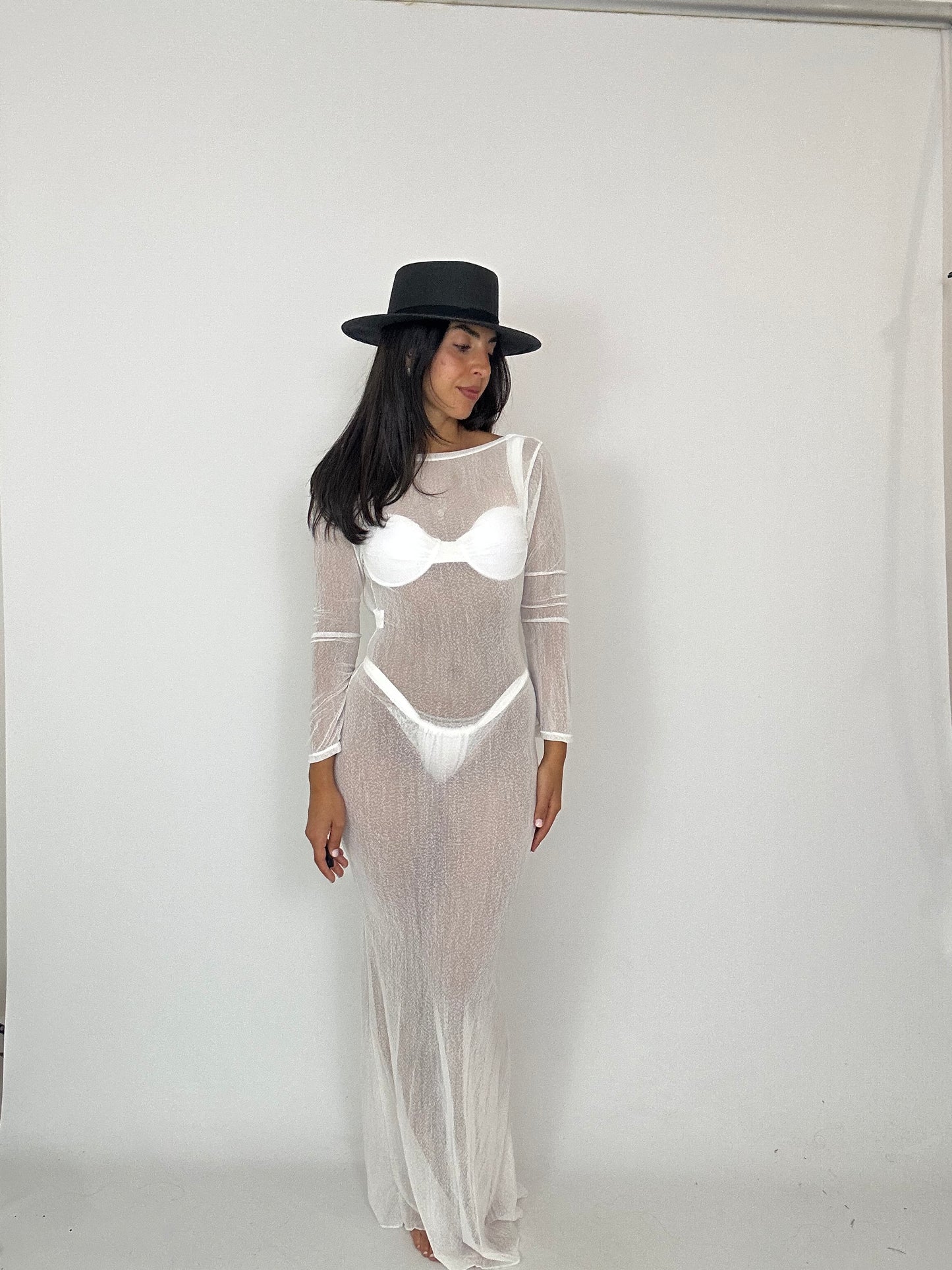 Set costume più vestito bianco velato