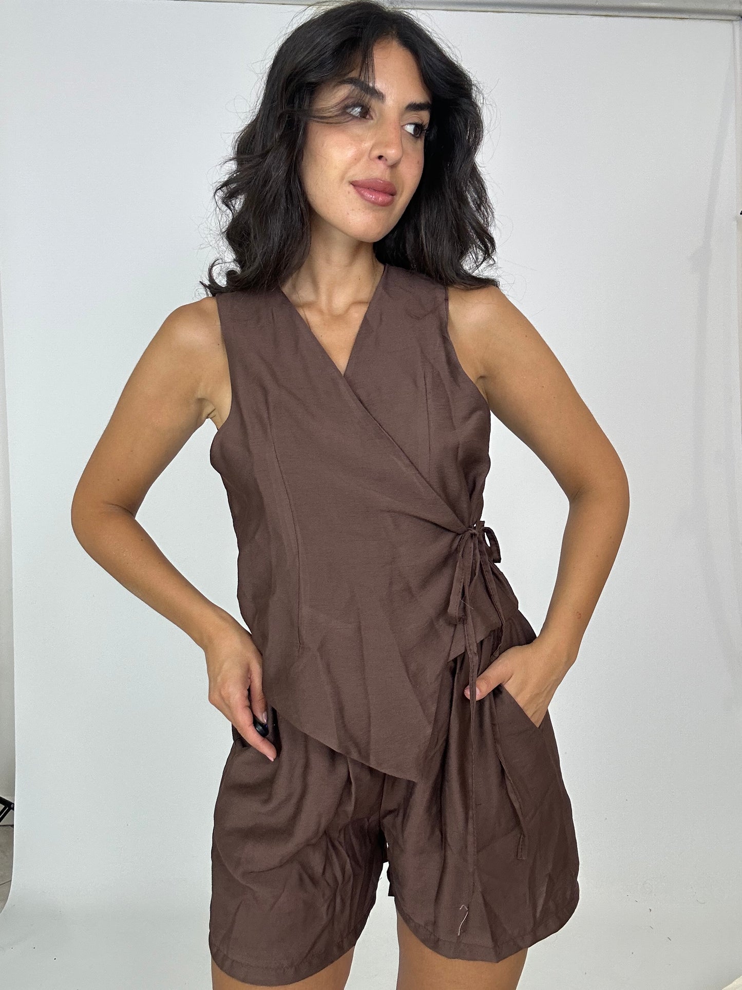 Coordinato marrone gilet pantaloncino