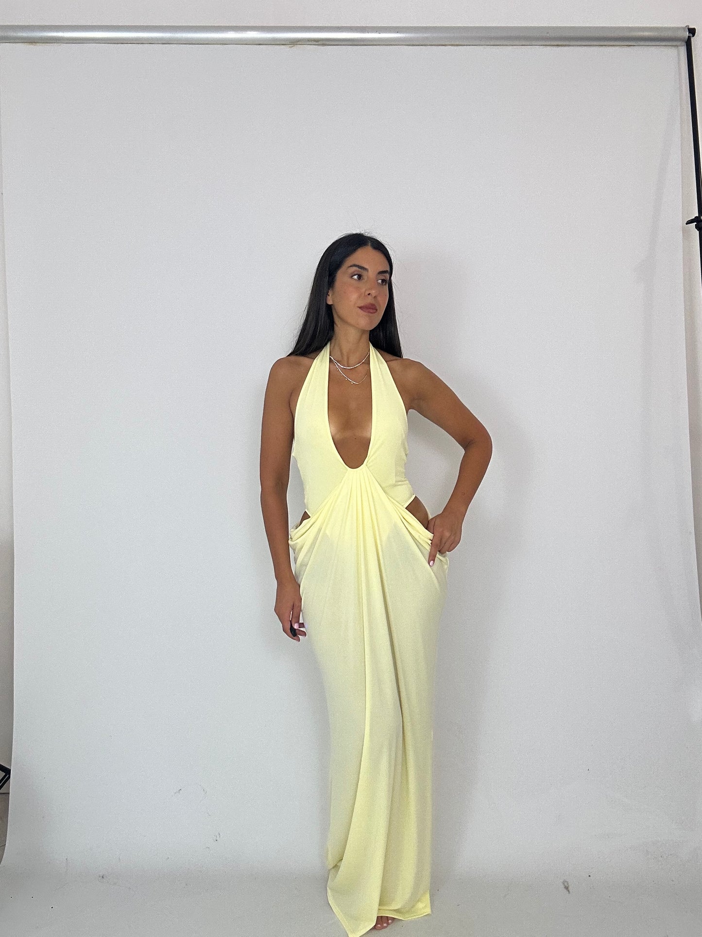 Abito giallo con body