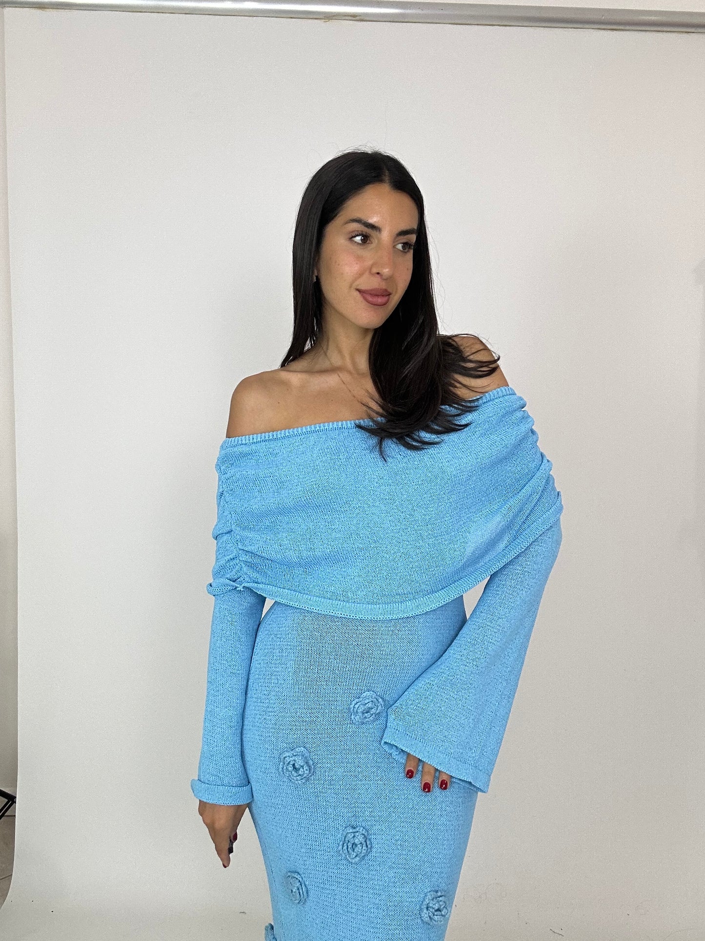 Abito in filo con fiori azzurro