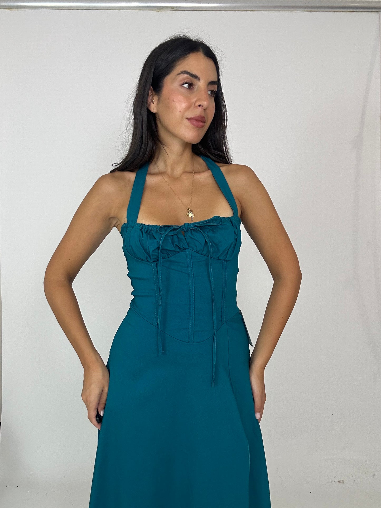 Abito midi effetto corsetto