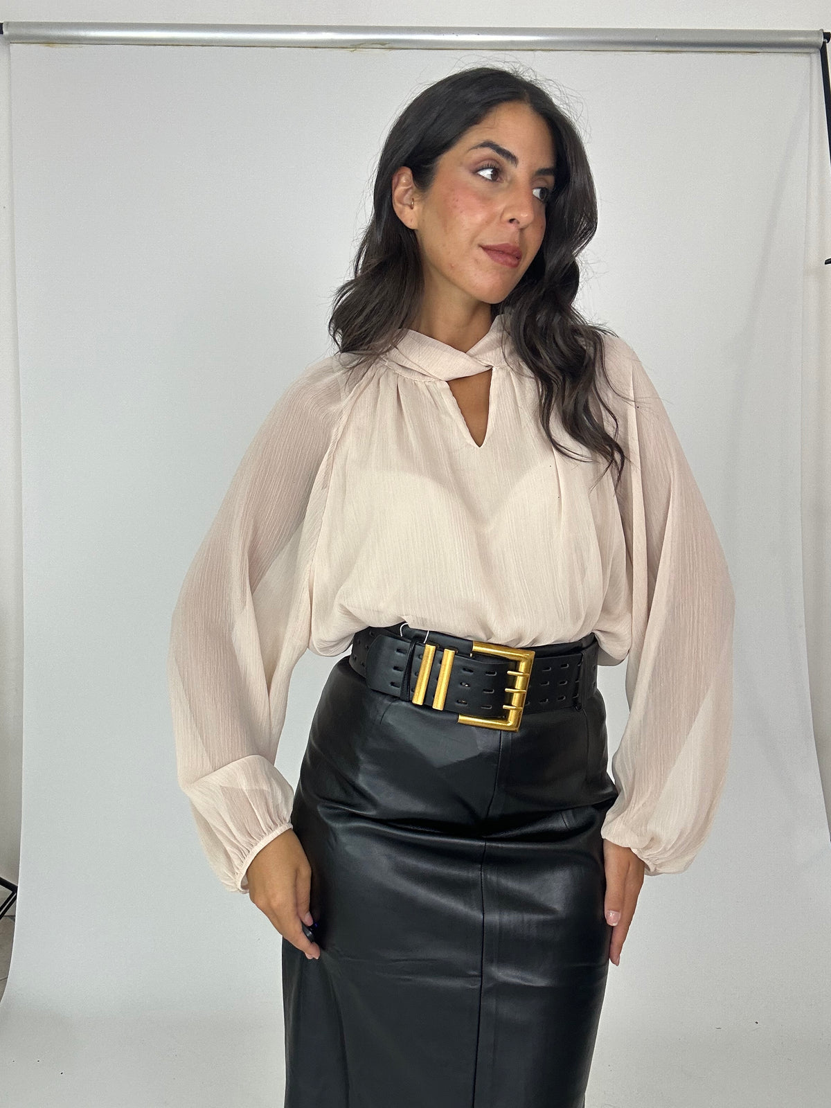 Gonna eco pelle nera con cintura