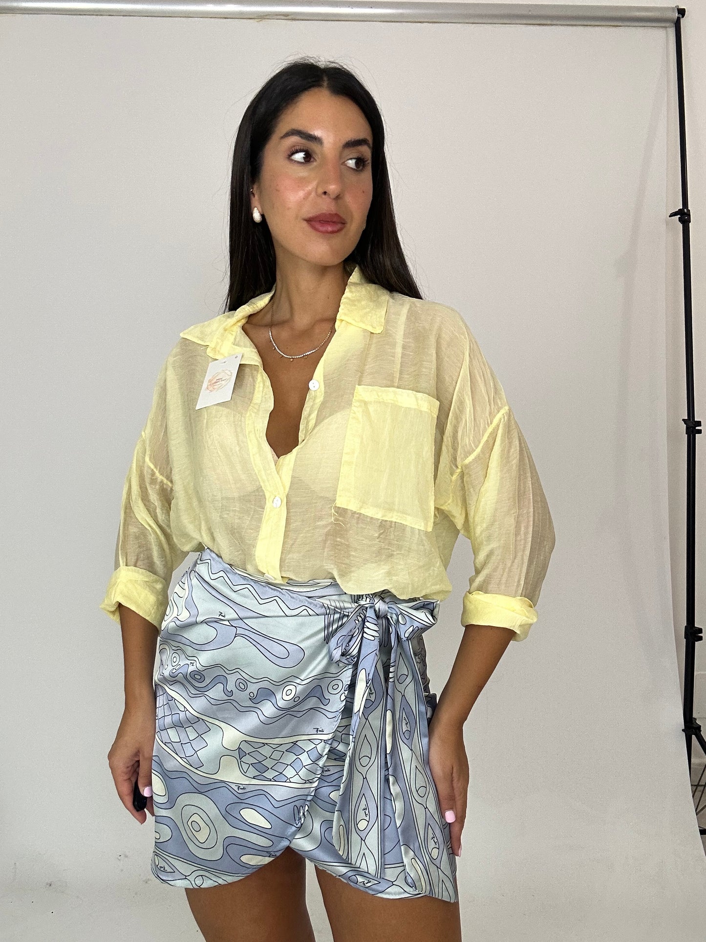 Camicia velata gialla