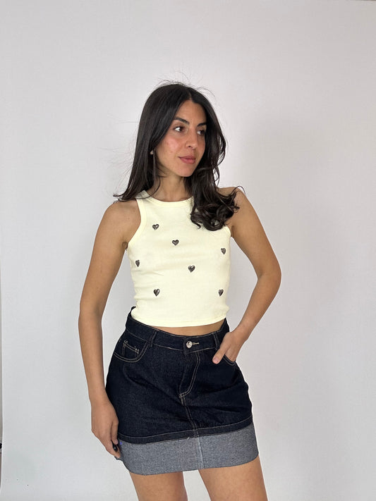 Canotta gialla con cuori