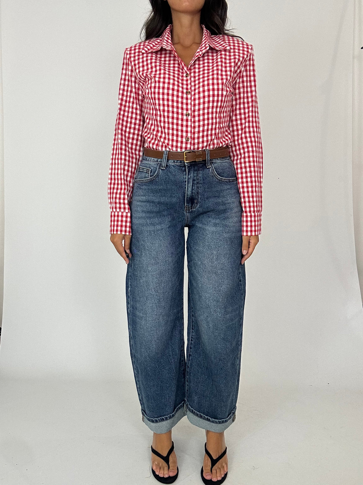 Denim con cinturino marrone
