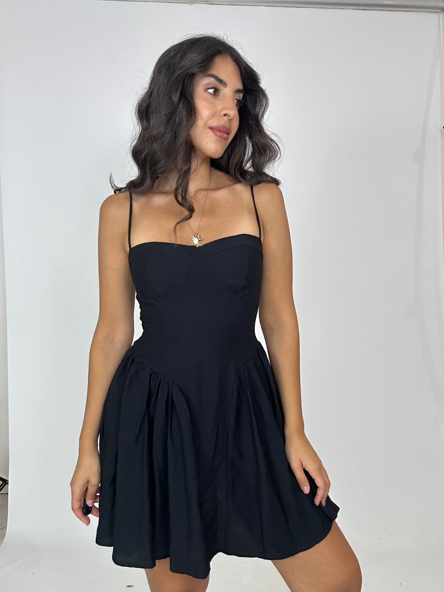 Abitino corto nero in cotone