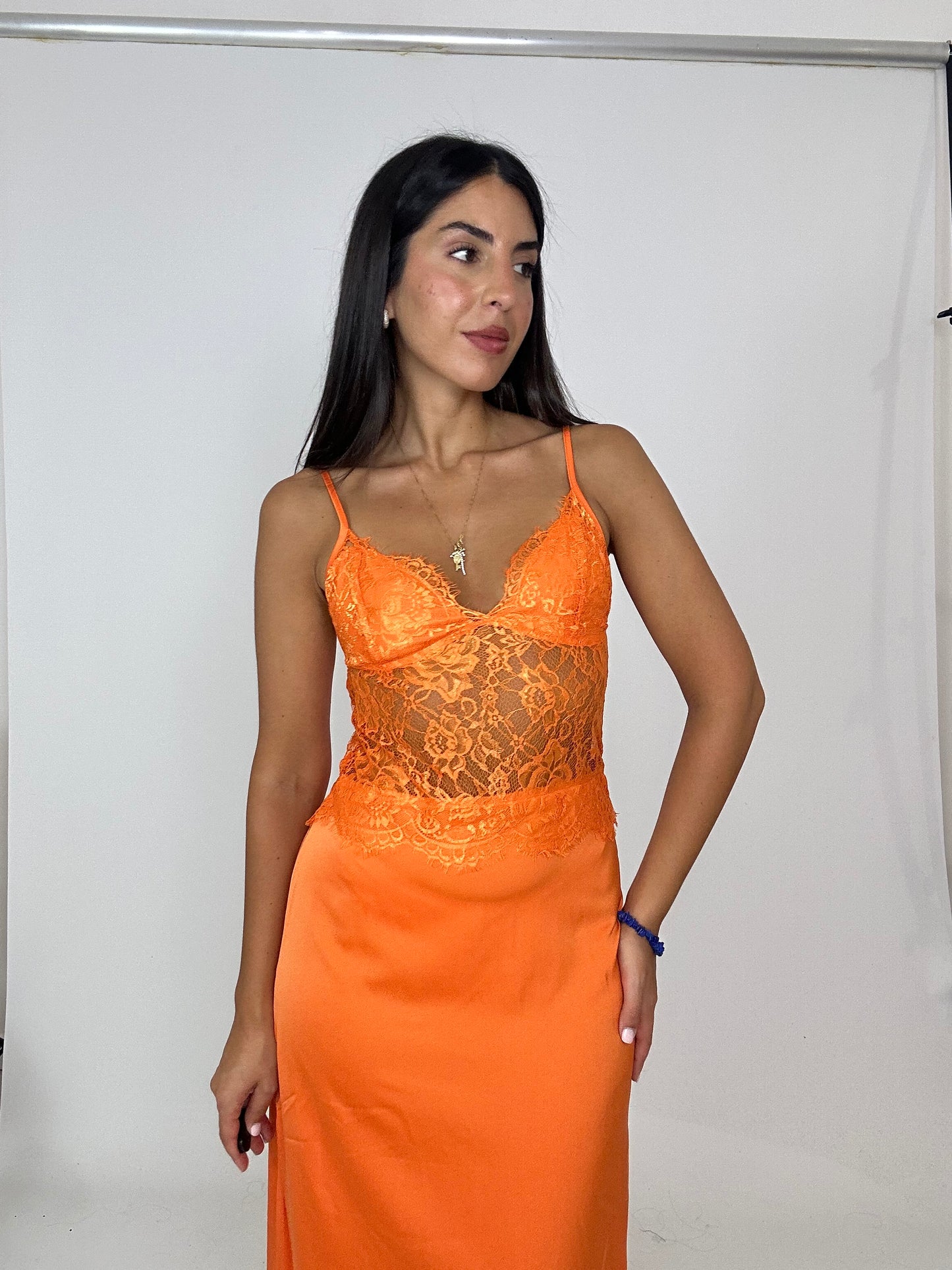 Abito in raso arancione