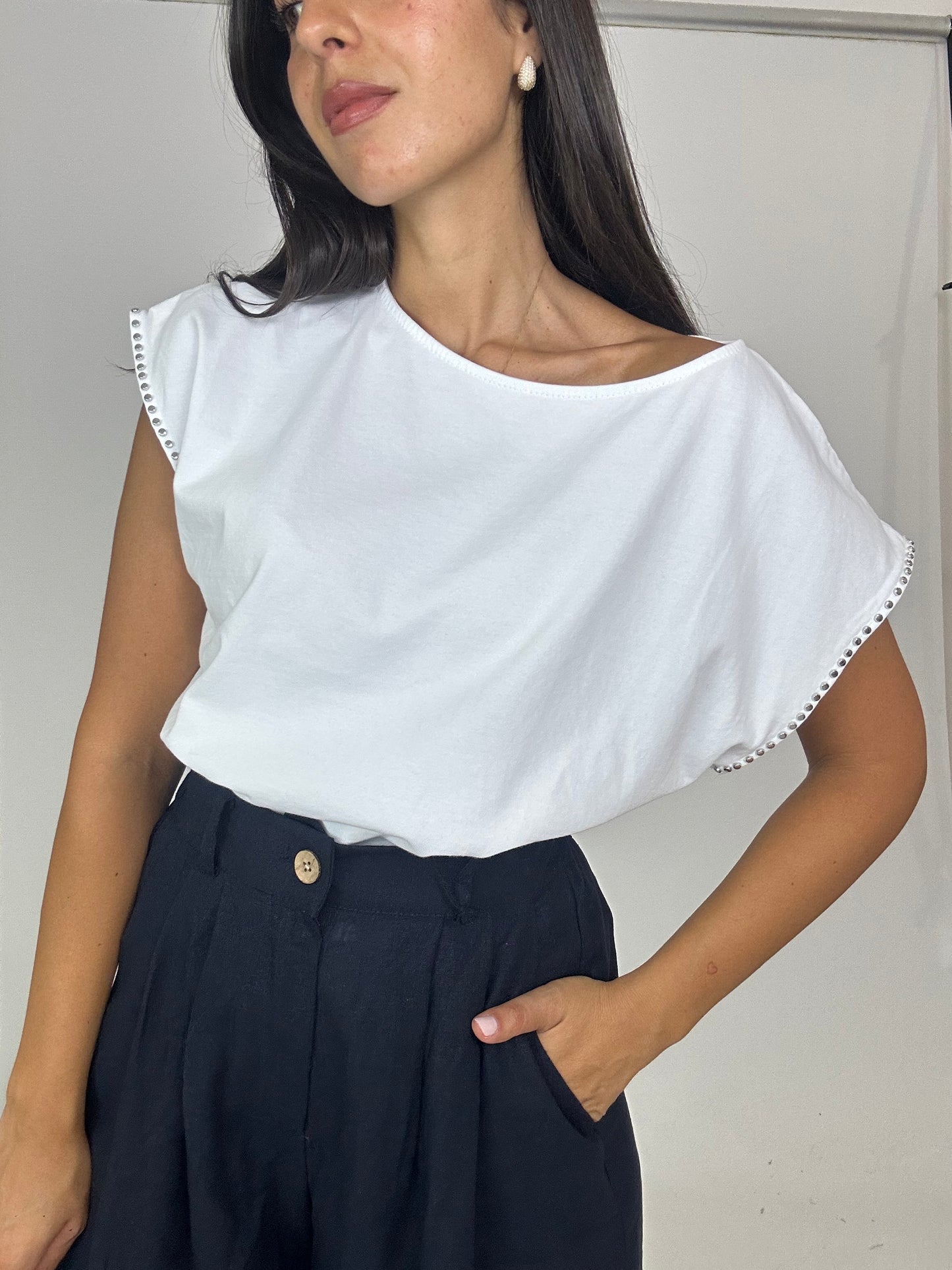 Maglia in cotone con borchie