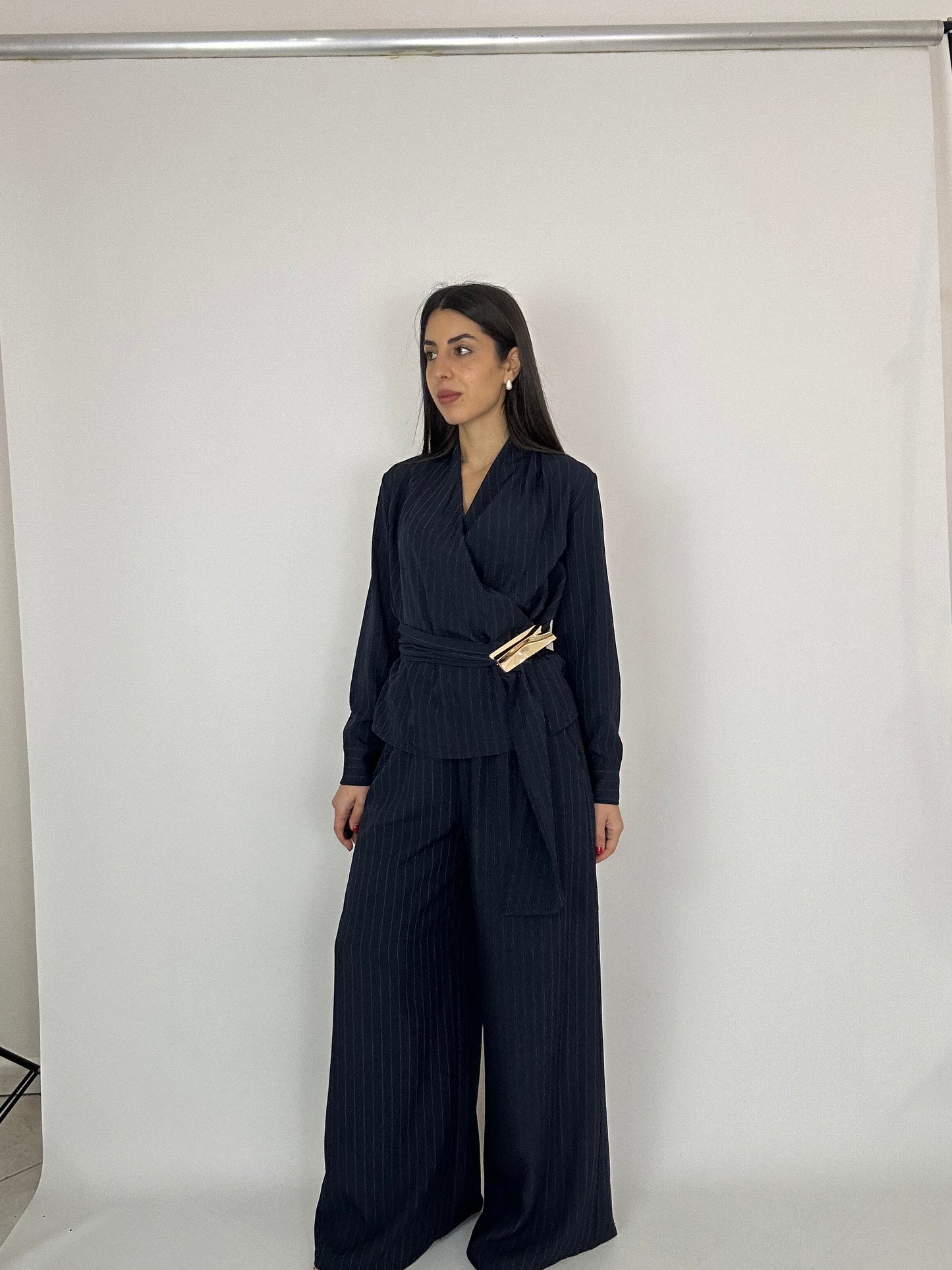 Completo Elegante Gessato Donna – Giacca e Pantalone Palazzo